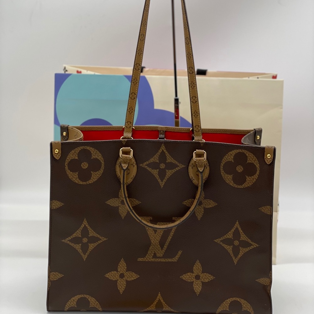❌❌sold❌❌Louis Vuitton On The Go GM